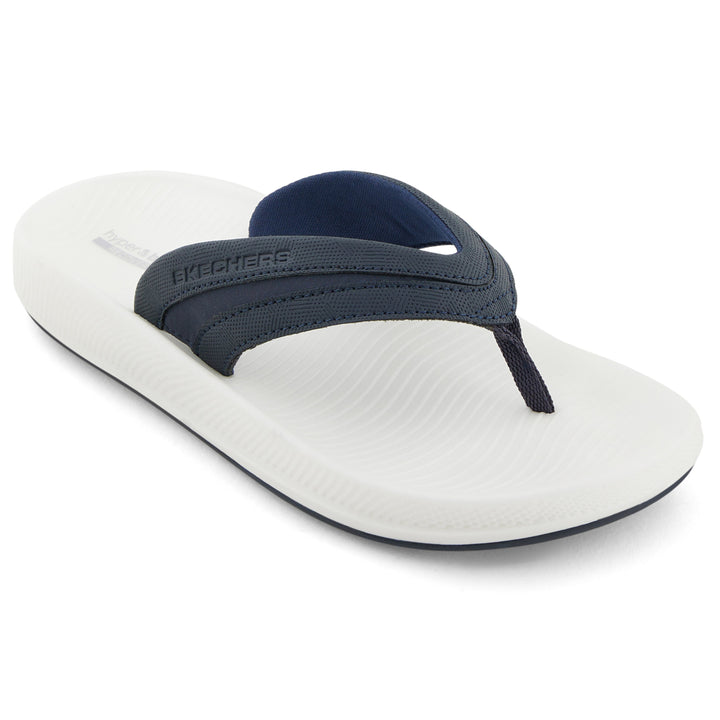 A cozy women’s slipper featuring a soft upper, memory foam footbed, and flexible outsole for maximum comfort and everyday wear