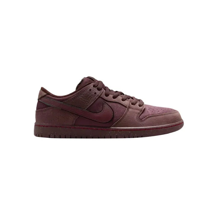 Nike Dunk Low SB 'City of Love  - Burgundy Crush'