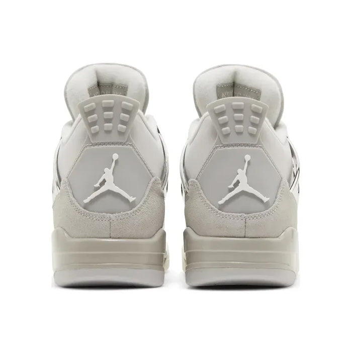 Air Jordan 4 Retro 'Frozen Moments'