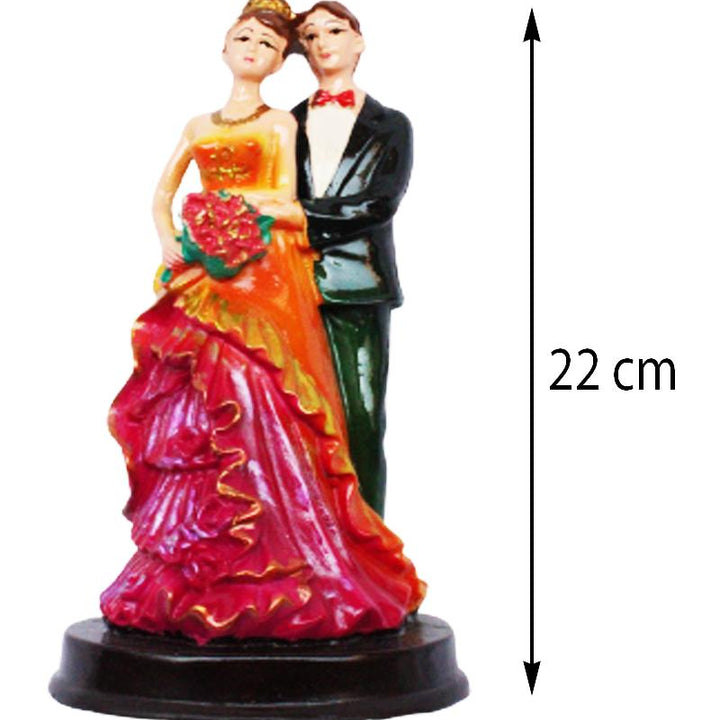 Handcrafted Loving Married Couple Statue Showpiece