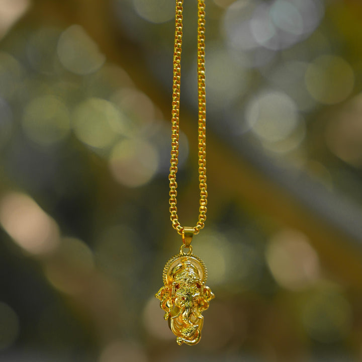 Ganesha Pendant With Snake Chain (Gold)