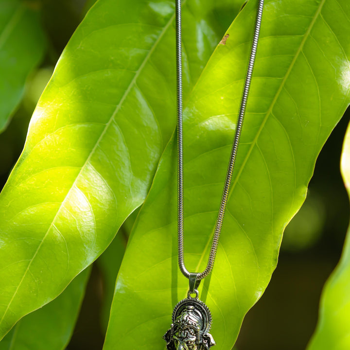 Ganesha Pendant With Snake Chain (Silver)