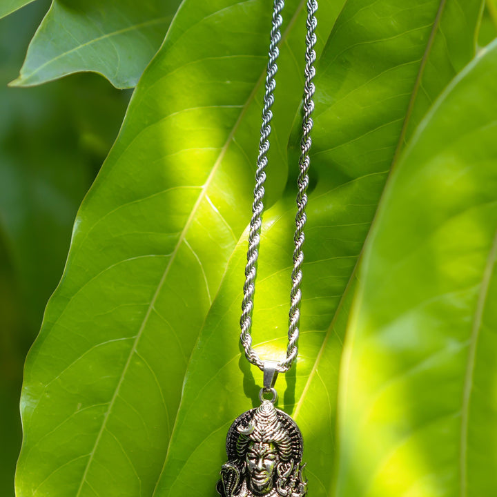 Shiv Pendant with Chain