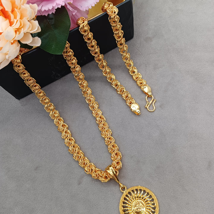 Luxurious Men's Gold Plated Pendant With Chain Vol 2