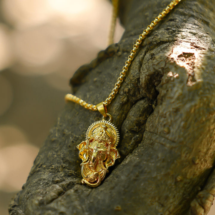 Ganesha Pendant With Snake Chain (Gold)