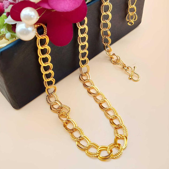 Elegant Gold Plated Chain