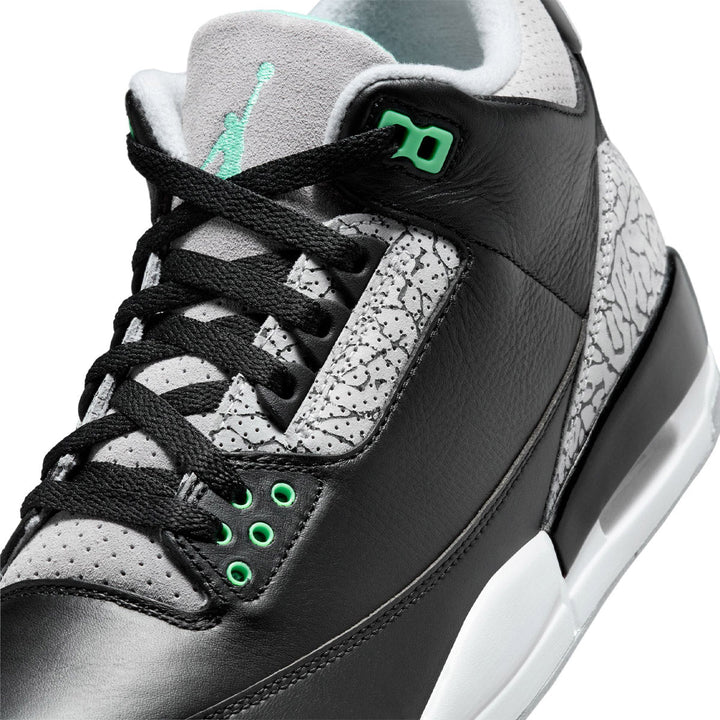 Air Jordan 3 Retro "Green Glow