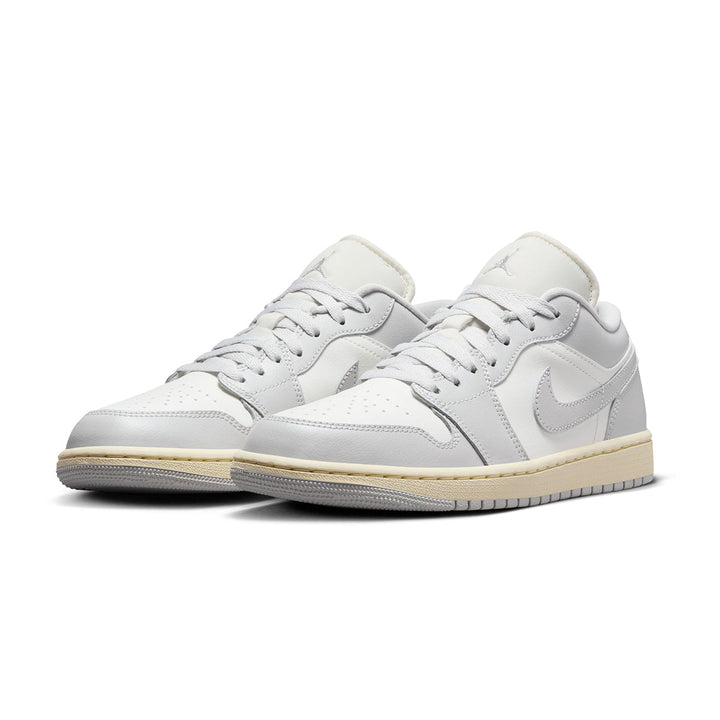 Wmns Jordan 1 Low 'Light Grey/Sail'