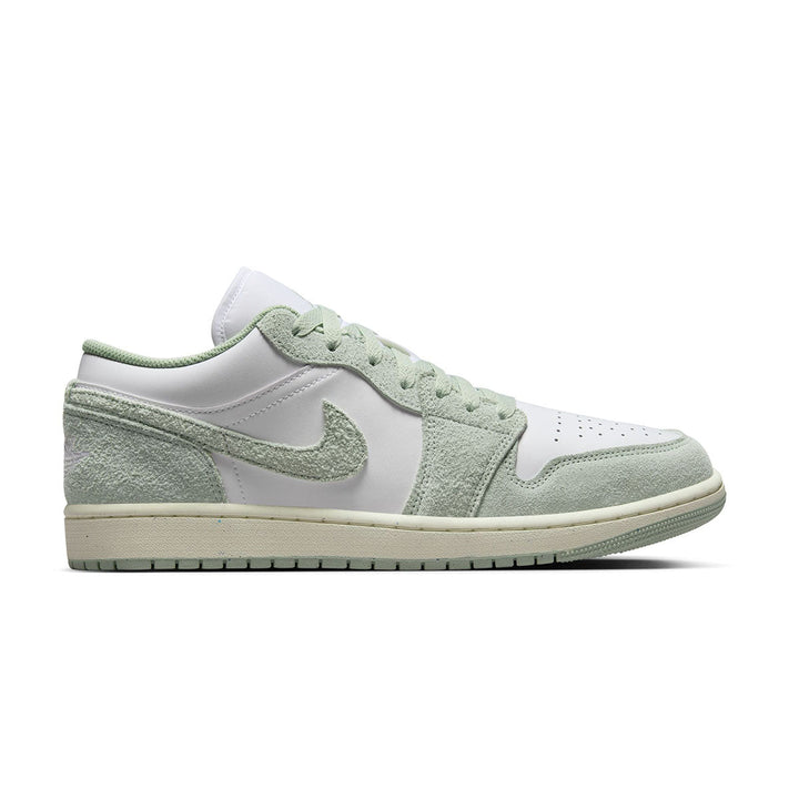 Jordan 1 Low 'Light Green'