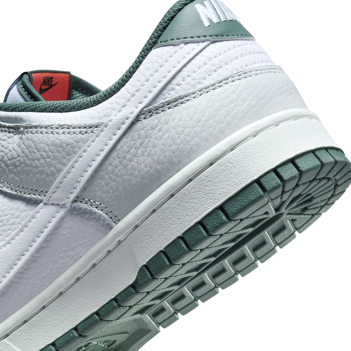 Dunk Low Retro 'Photon Dust/Vintage Green'