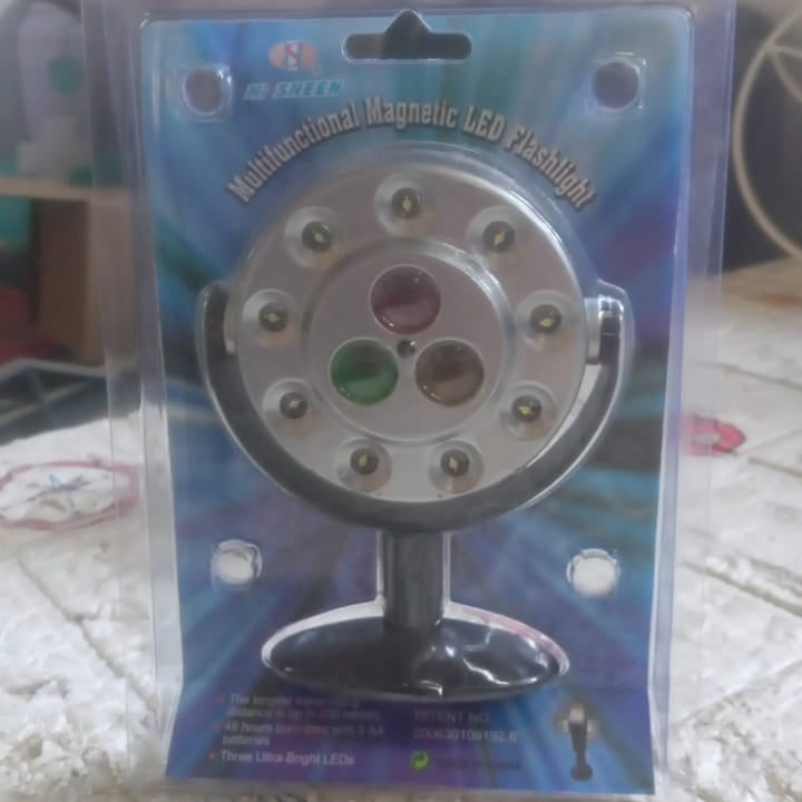 12603 Multifunctional Magnetic Led Flashlight High Quality Waterproof Light Three Ultra-bright Leds Battery Operated Led Light (Battery Not Included)
