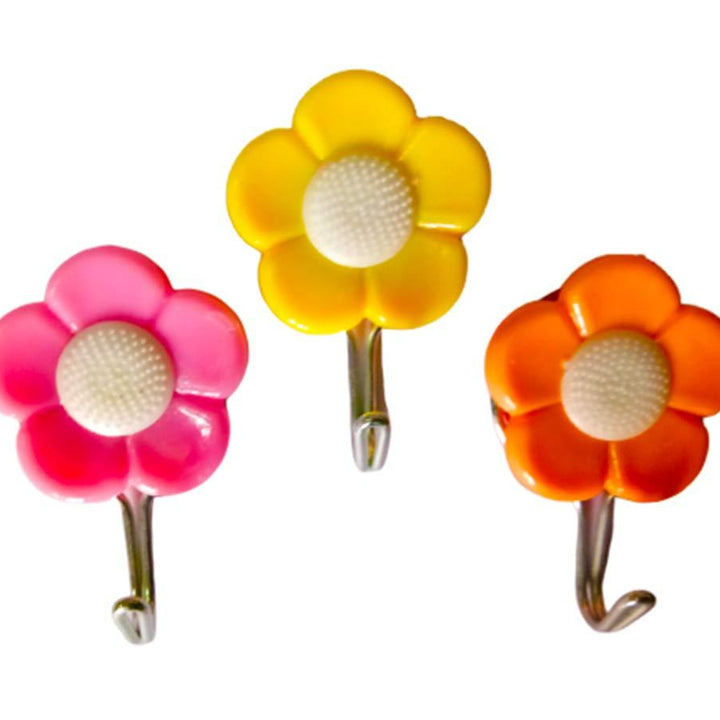 1113 Plastic Self-adhesive Flower Shape Hooks (Pack Of 5)