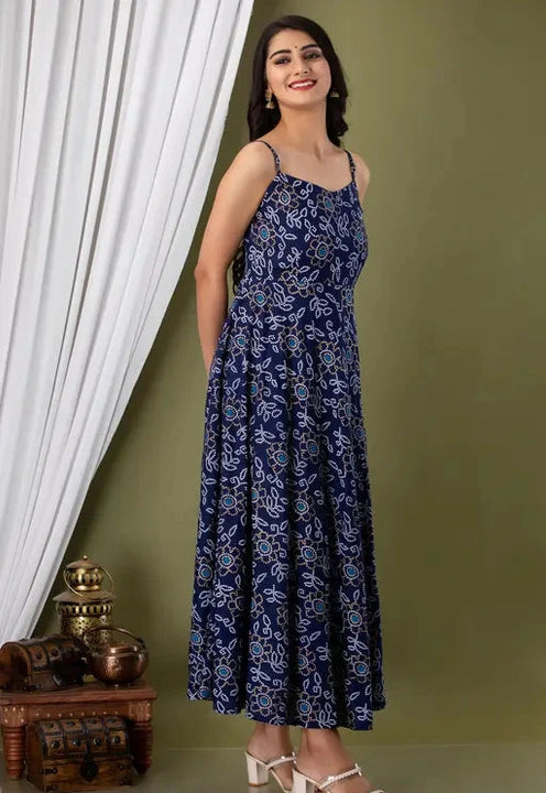 Women Blue Printed Viscoun Ryon kurta.